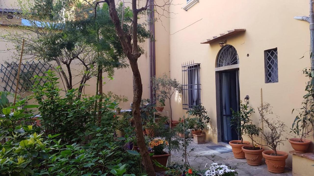 Cynthia's Garden - With Private Garden In Santa Croce Appartamento